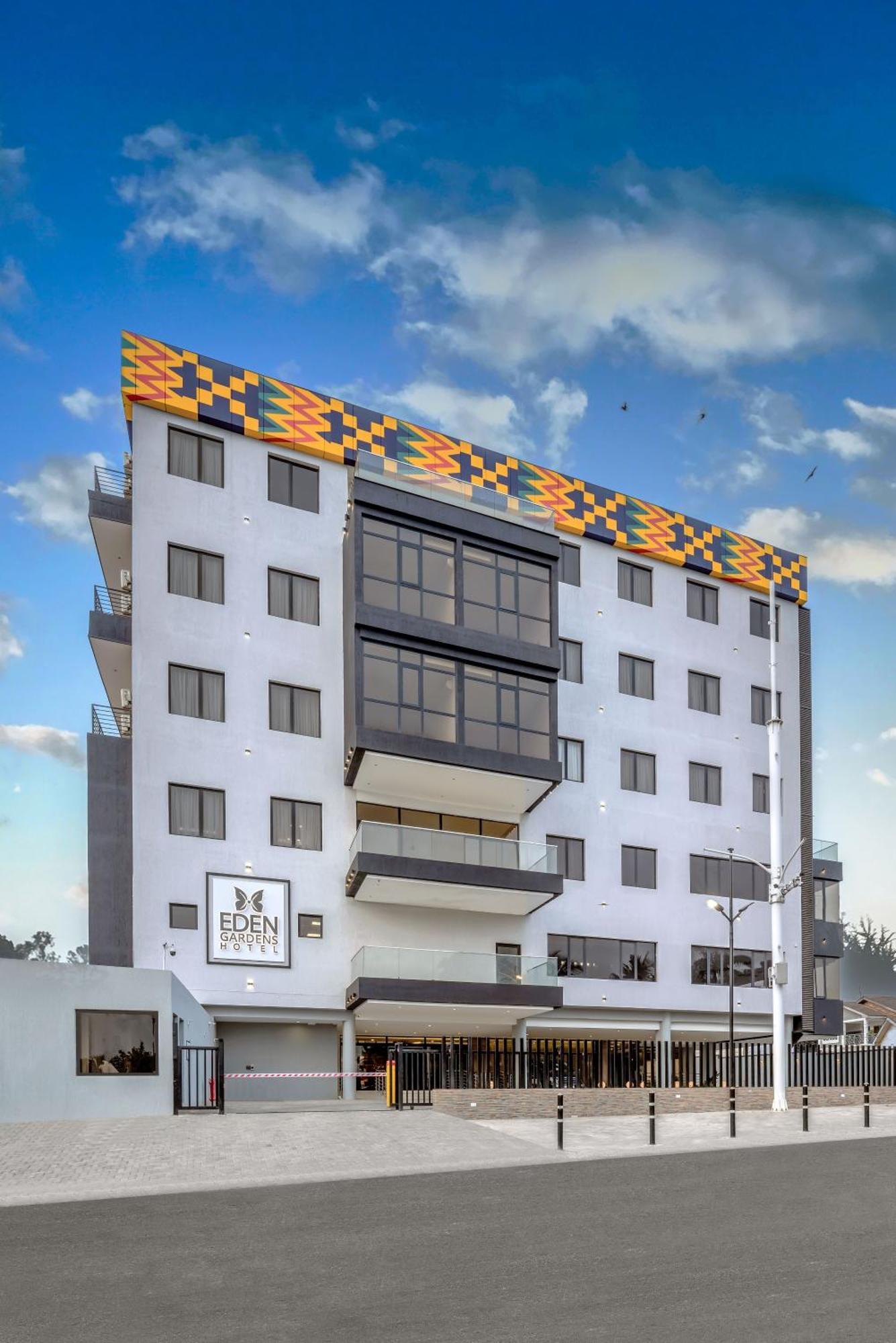 Eden Gardens Hotel アクラ エクステリア 写真